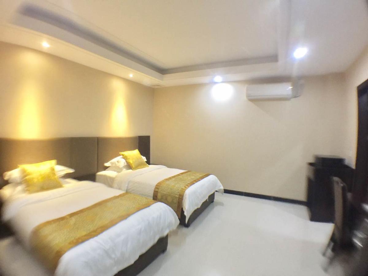 Jing Pin Hotel Koror Exterior foto